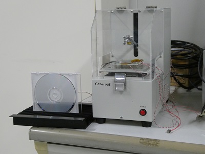 微加振試験機(微摺動摩耗による断線・瞬断の再現実験に有効)