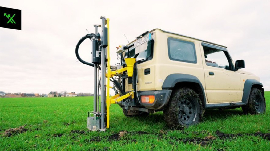 soil_sampling_car_in_field