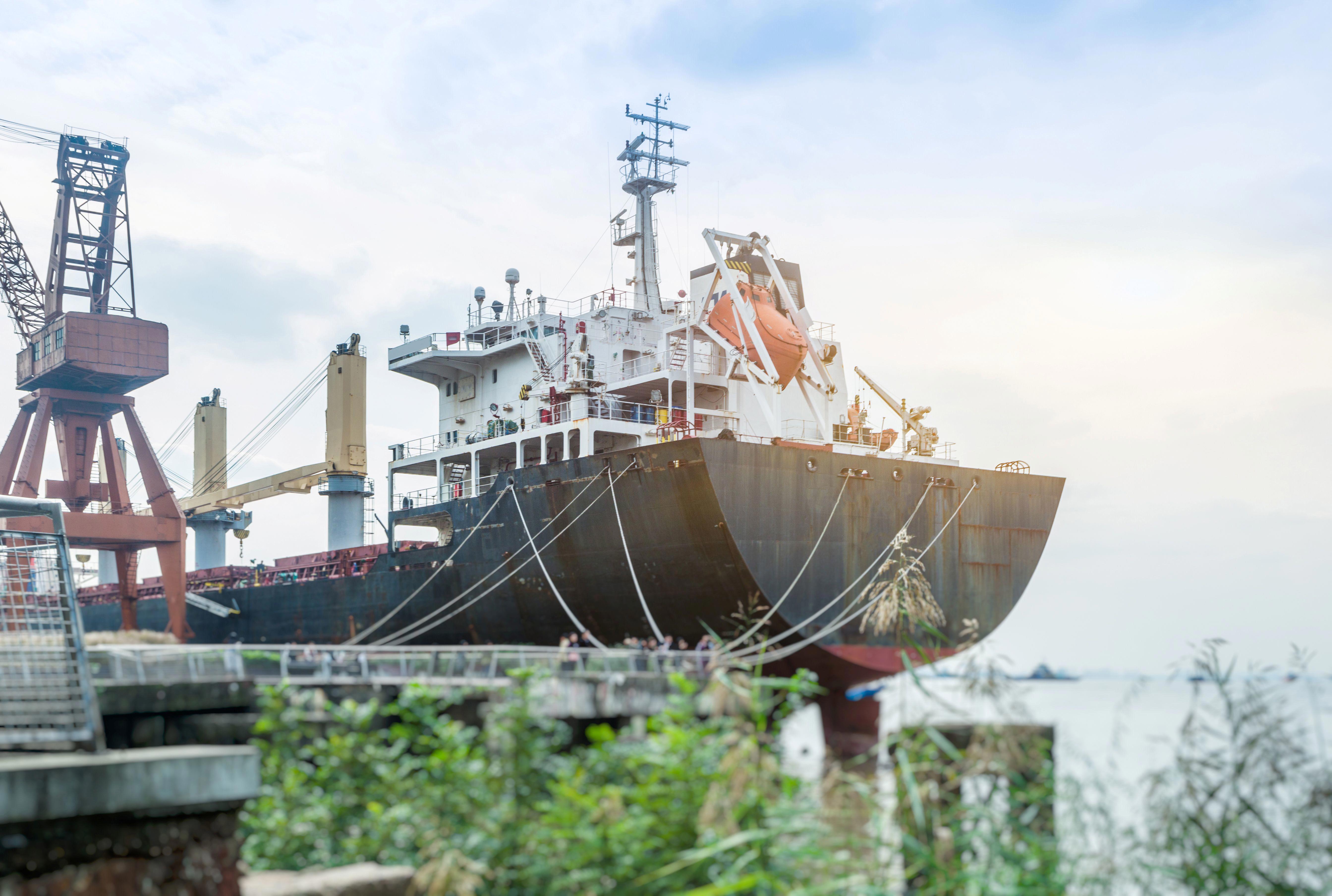 cargo-container-ship