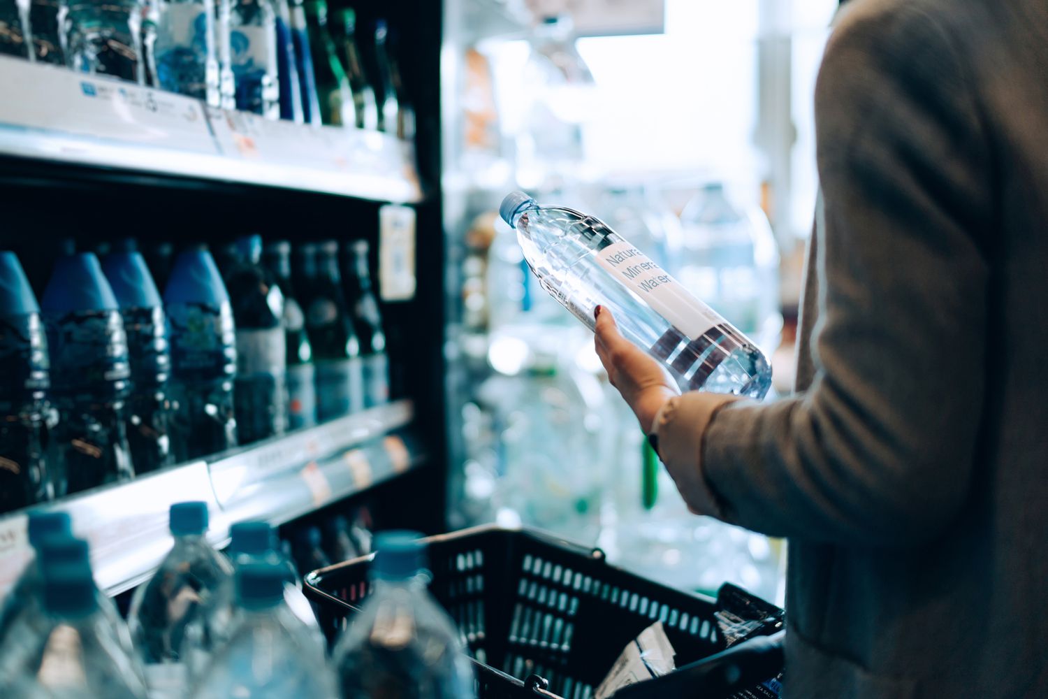 mineralwater-67085bcb932a40fda6a5d97ea47ba0fb