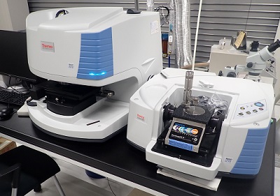 フーリエ変換赤外分光分析計(FT-IR: Fourier Transform Infrared Spectrophotometer)
