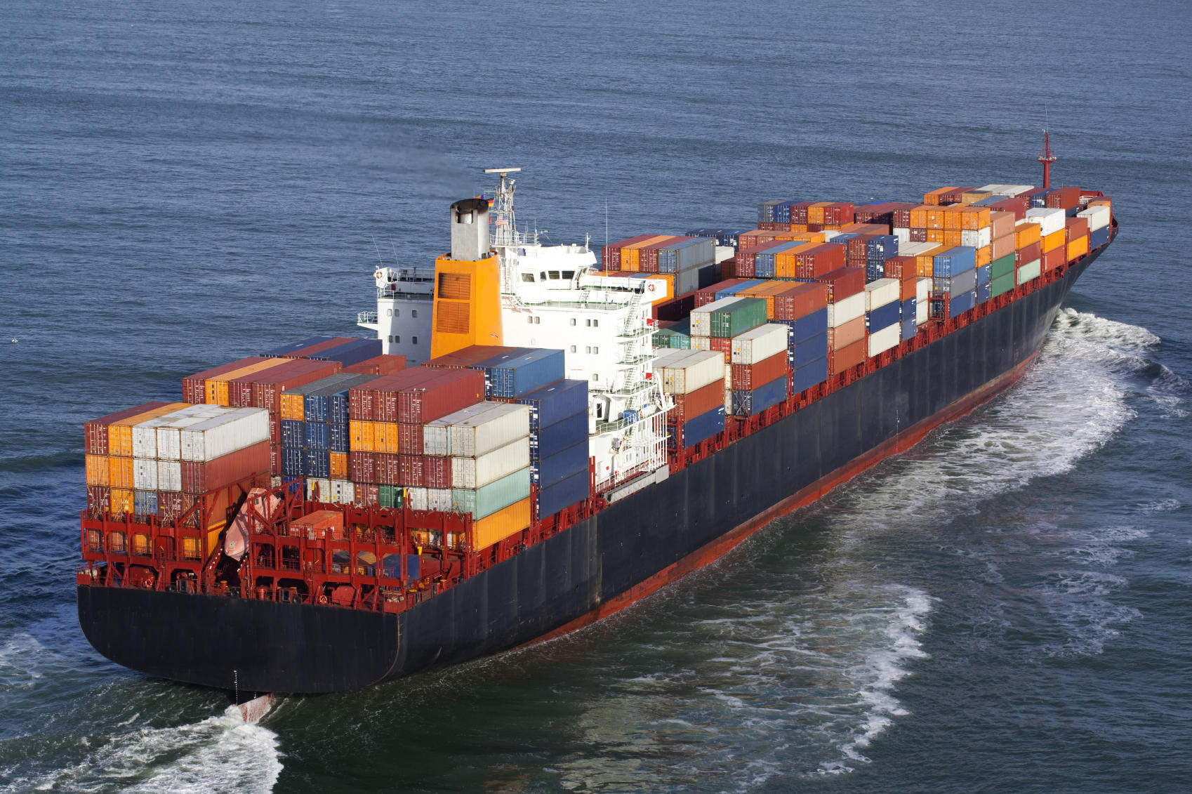 container-ship_1698x1131px