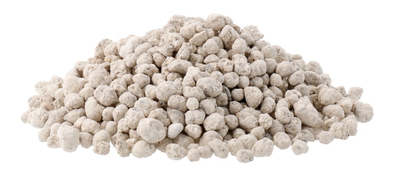 agro-fertilizer-pebbles-white800x357