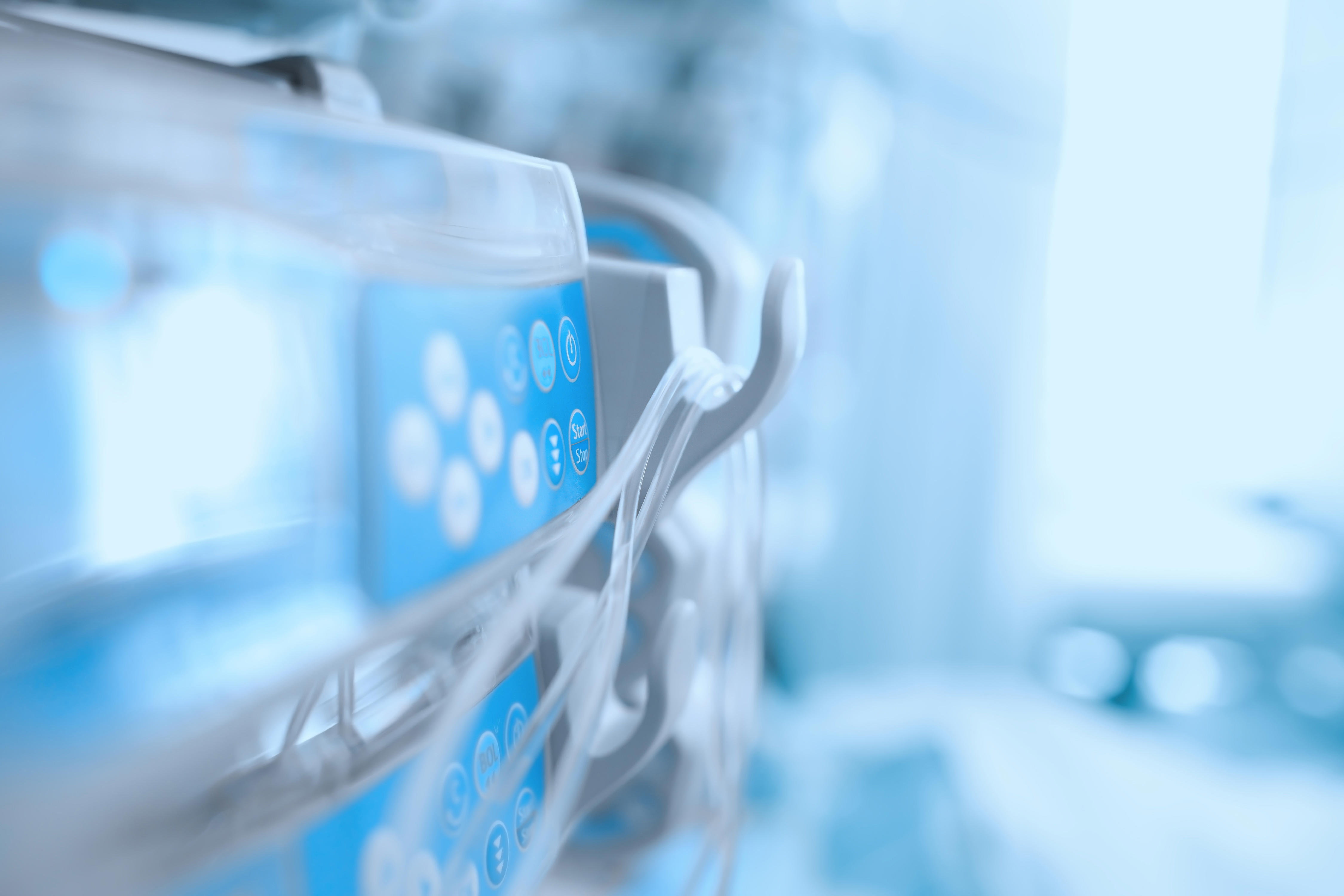 image-library-medical-equipment-in-the-icu-ward-in-hospital_6750-x-4500-px