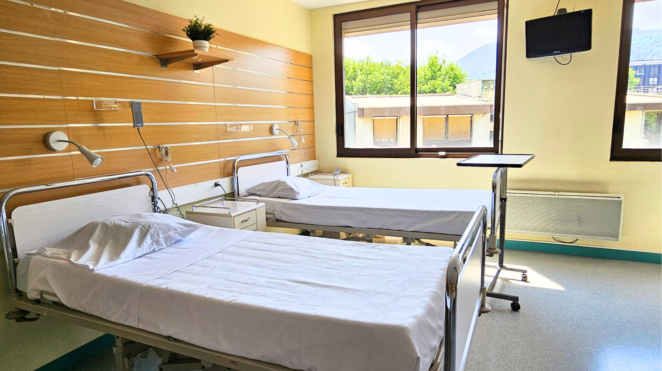 centre-eurofins-optimed-beds-for-volunteers-or-patients