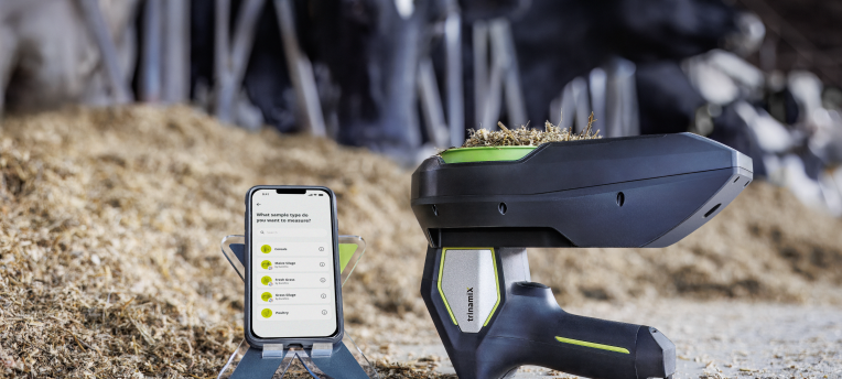 eurofins-agro-testing-and-trinamix-introduce-first-silage-applications-for-on-farm-nutritional-analysis-with-handheld-spectrometer