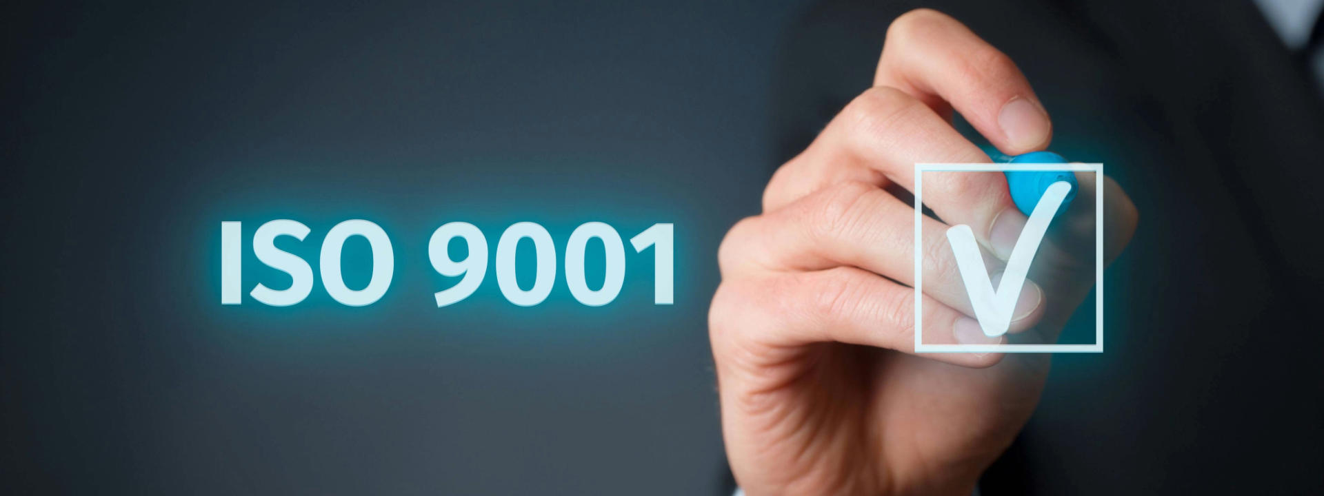 iso-9001-quality-management-system-businessman-select-iso-9001-certification-xl_8424x5616pw1