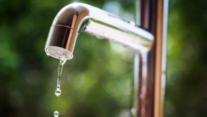 water-tap-with-water-drop-in-outdoor-green-park_6879-x-5160-px (1)