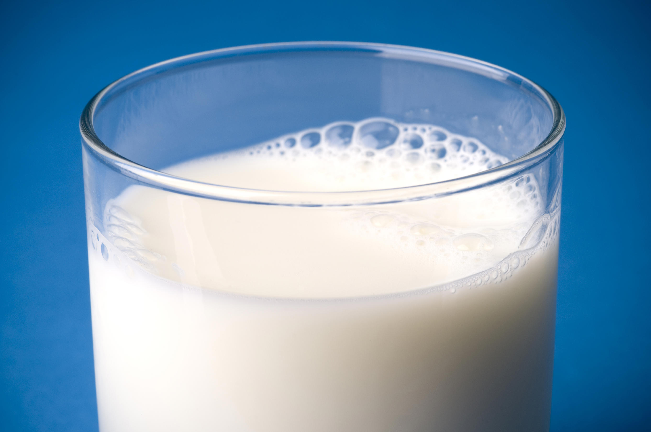 milk_2721x1806px