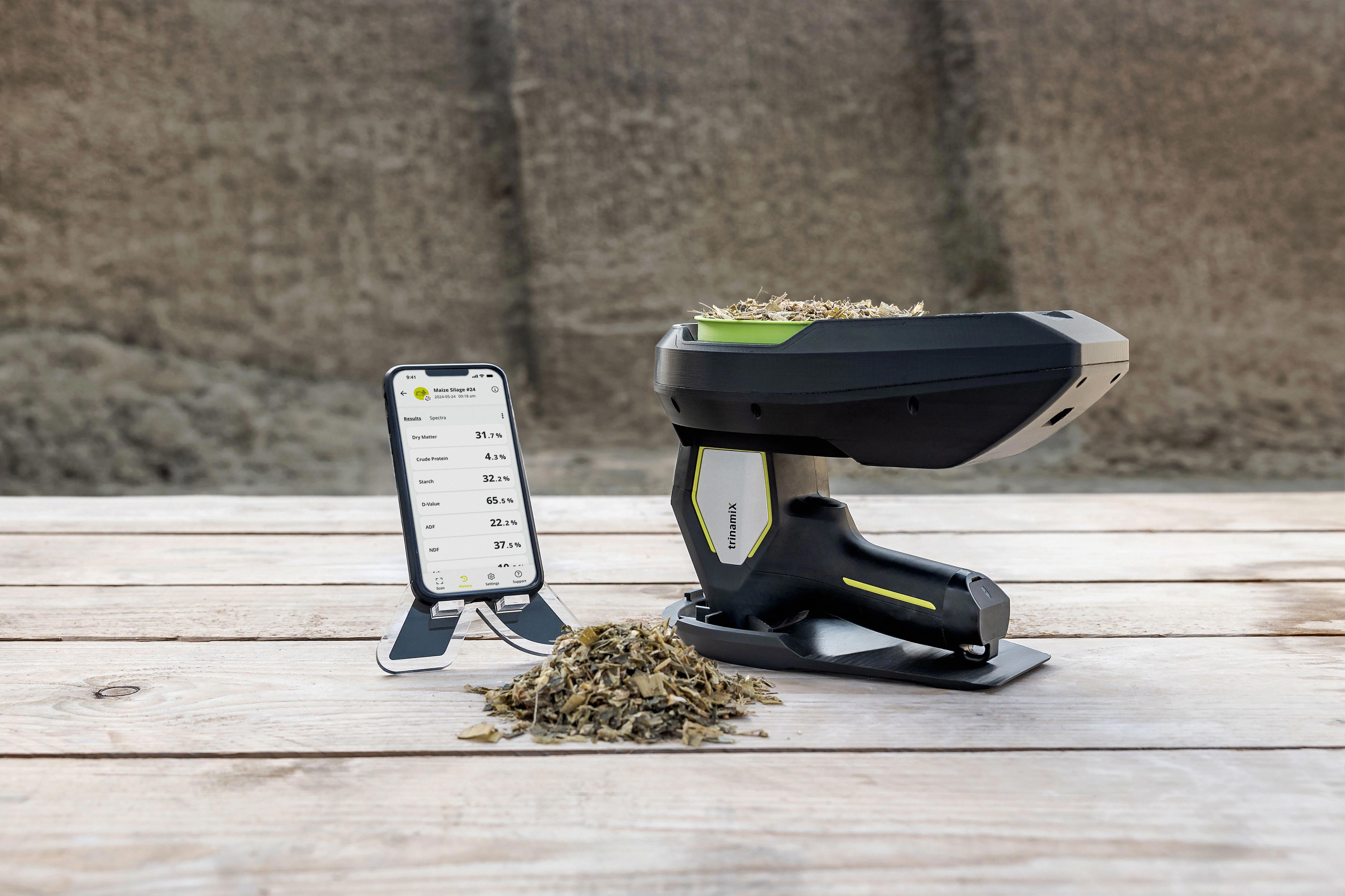agro-on-farm-handheld-device-silage