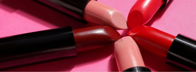 different-lipsticks-on-pink-background-closeup_10080-x-6720px1