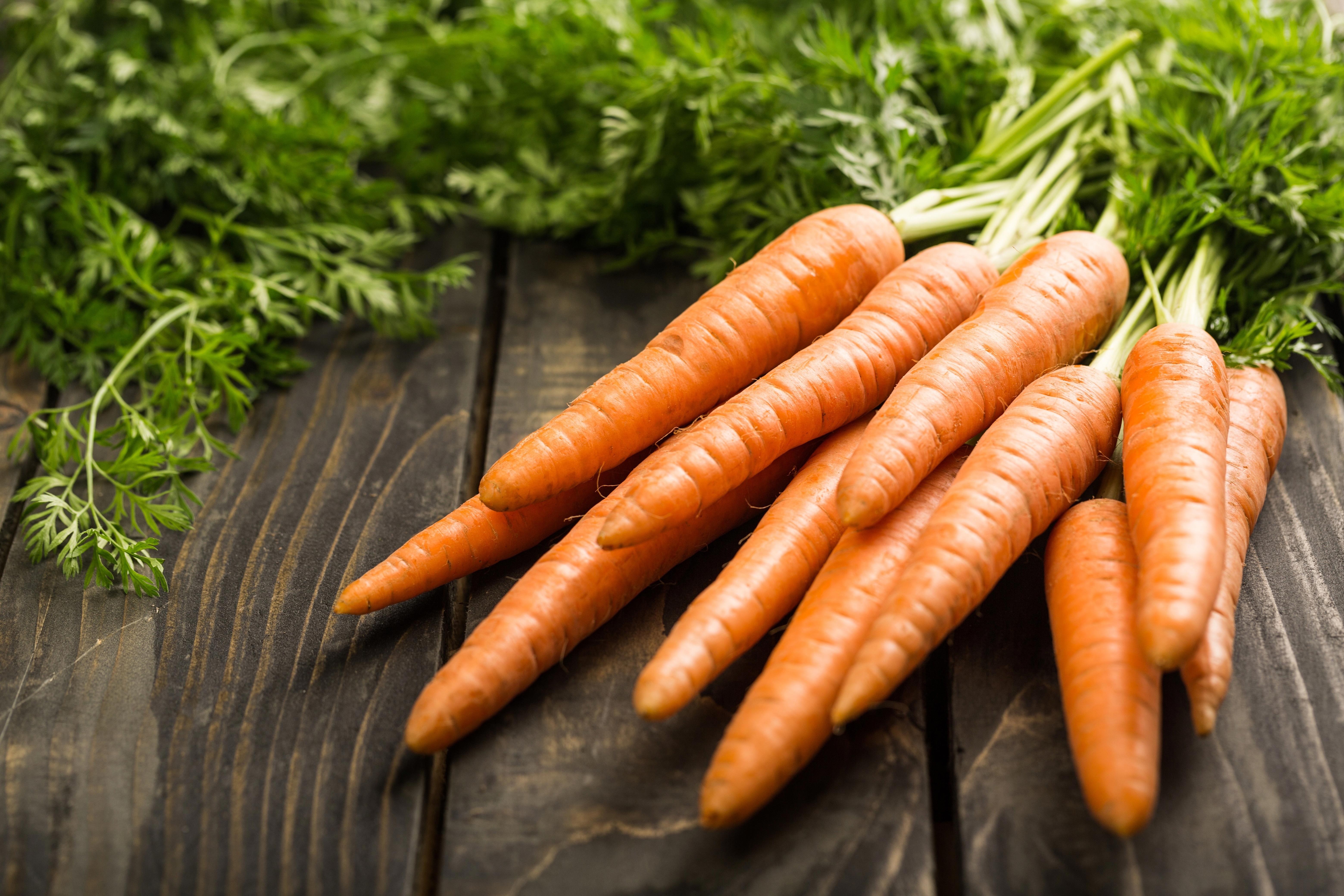 carrots_8640-x-5760-px_pienempi