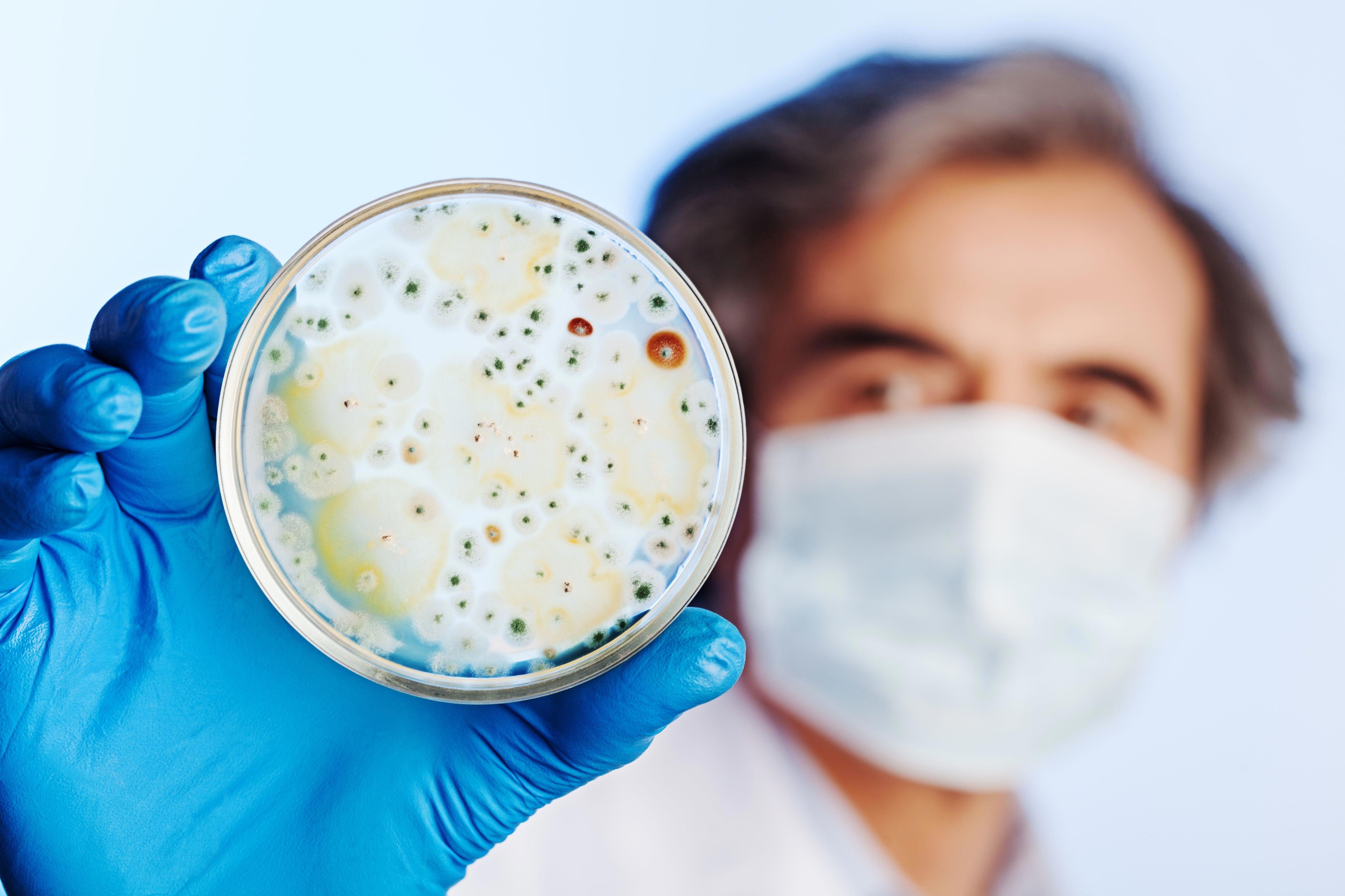 scientific-research-m_8424x5616px
