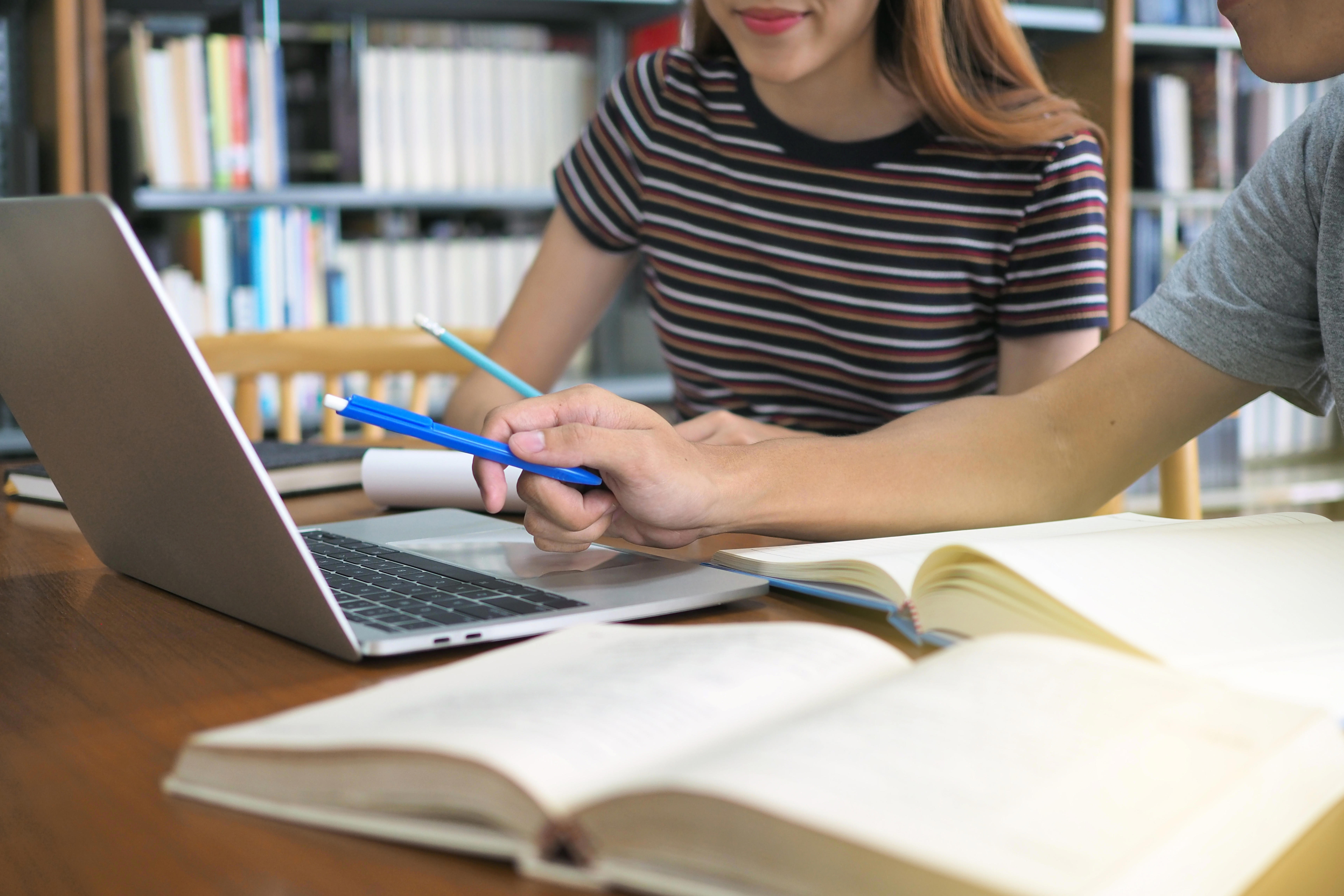 students_149589582_xl