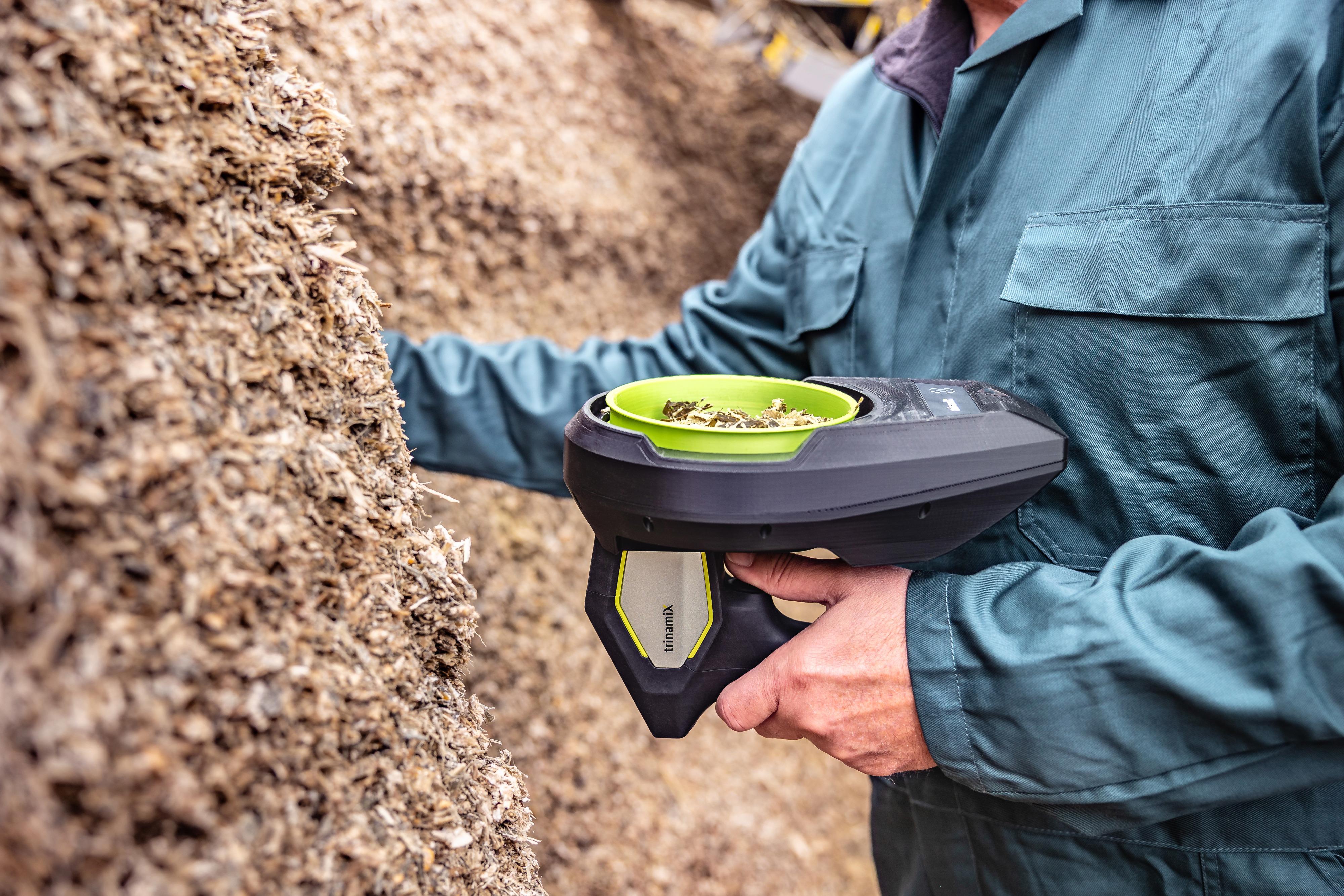 eurofins-agro-testing-on-farm-solutions-trinamix_paltwo-f2f_20240917_1193_4000x2667px