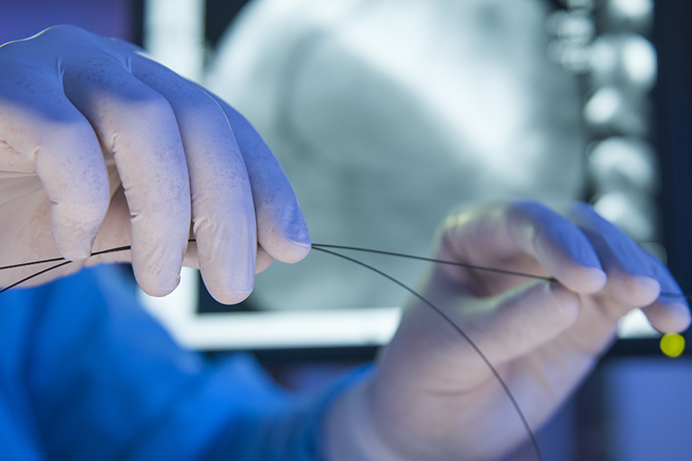 medical-device-testing-768x512