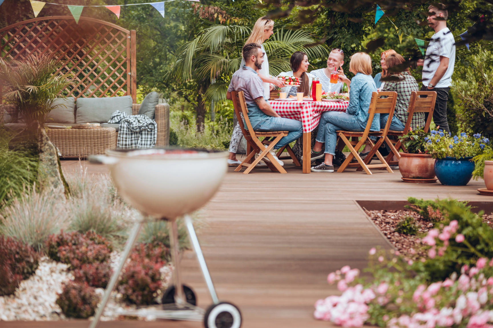 eurofins_softlines_hardlines_homepage_garden_furniture