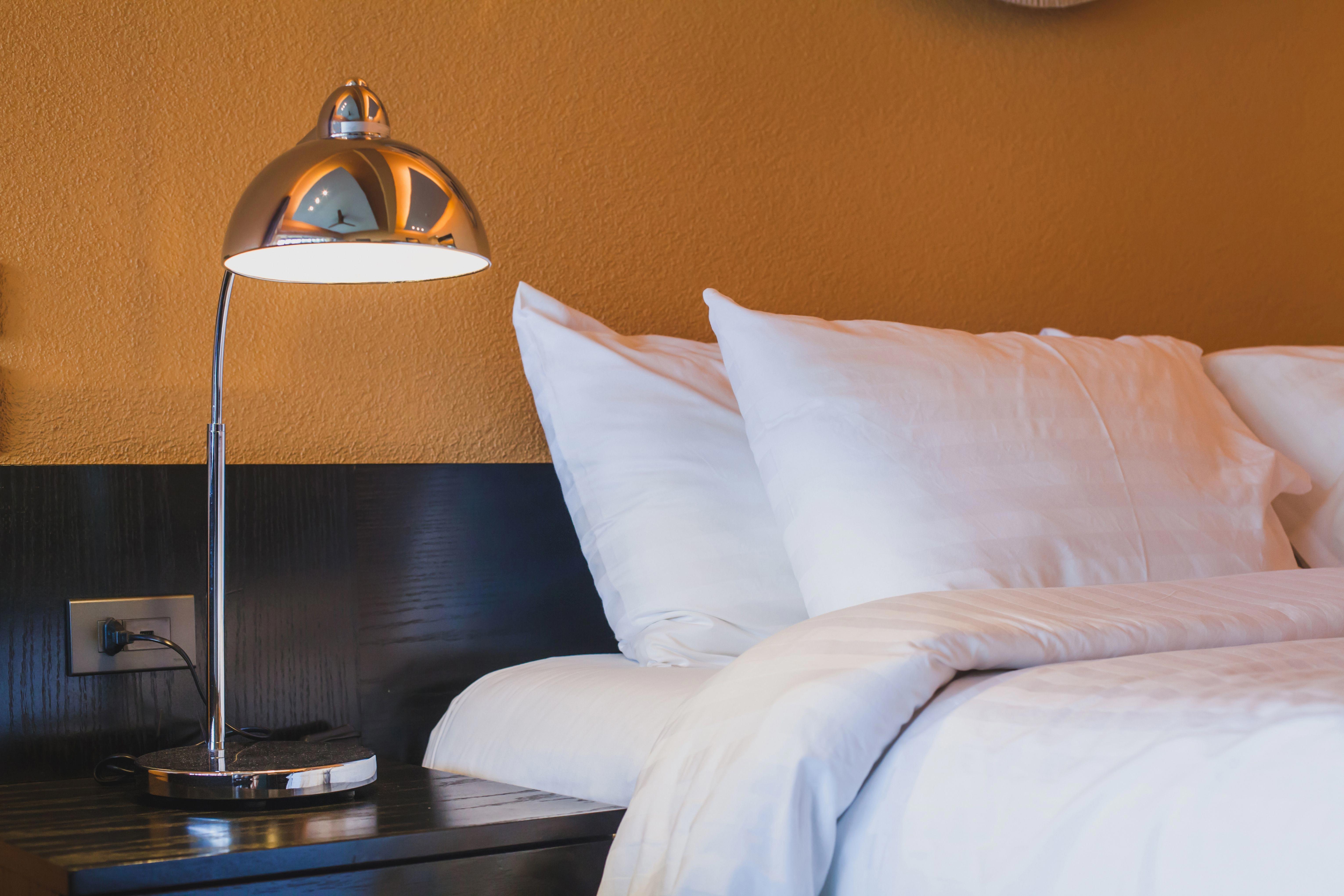 hotel-room-abstract-interior-lamp-near-the-bed_8424-x-5616-px
