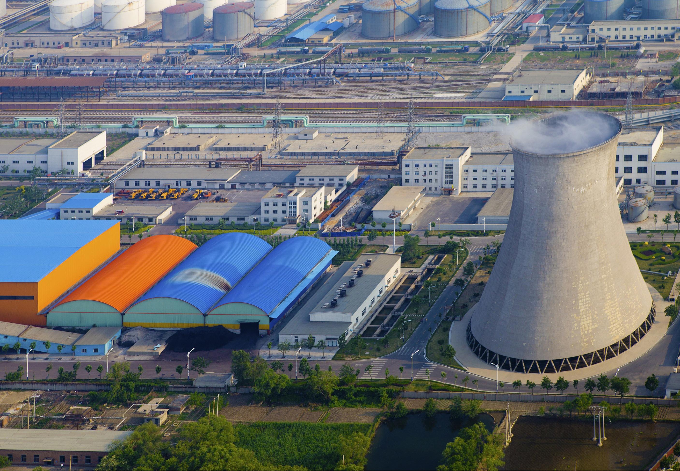 aerial-view-of-petrol-industrial-zone-xxl_5629x3898px