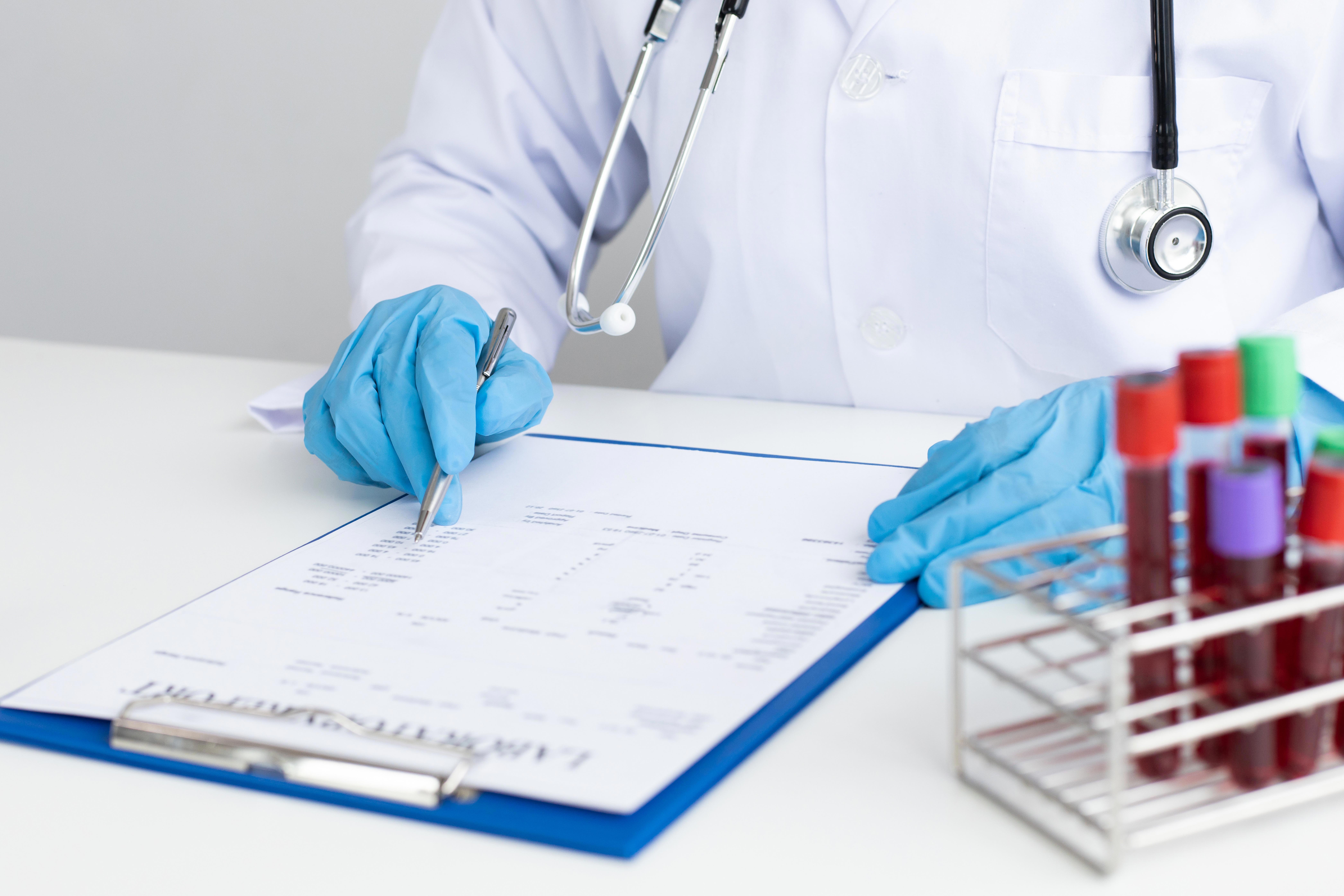 scientists-or-physicians-analyze-the-blood-sample-in-vitro-to-prepare-a-vaccine-against-new-strain-of-viruses_8370x5580-px