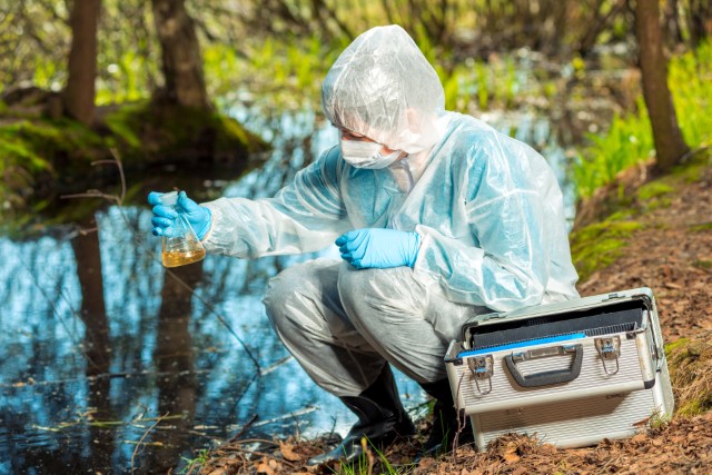 water-sampling-by-an-experienced-ecologist-from-a-forest-river_7866-x-5250-px_jpg